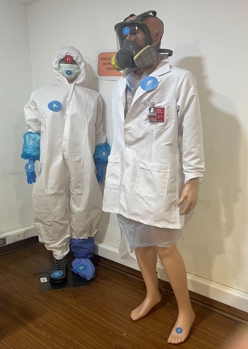 Maniquíes con Elementos de Protección Personal